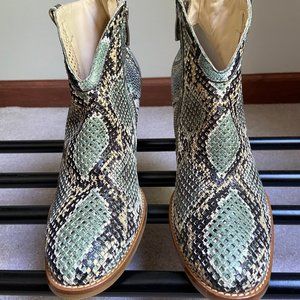 PAUL GREEN Women  Leather Boots - NEW - NWOB